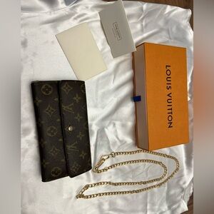 SOLD!! Louis Vuitton monogram Sarah trifold long wallet